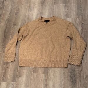 Banana Republic beige and gold sweater, size M but runs big